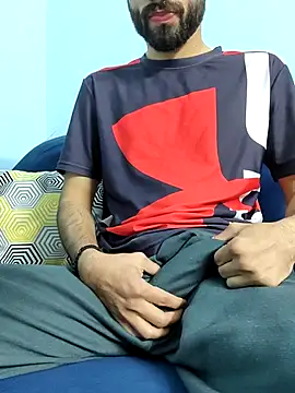 TOPMOON001 online show from February 25, 11:41 am