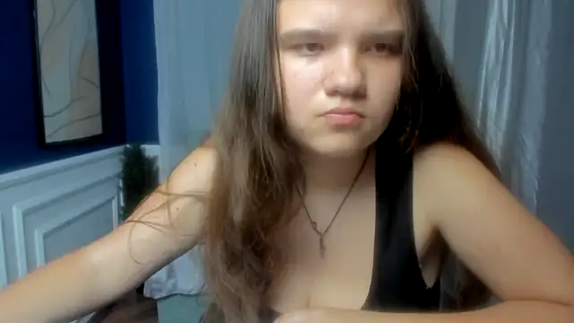 AdeleCruz online show from June 6, 11:48 am