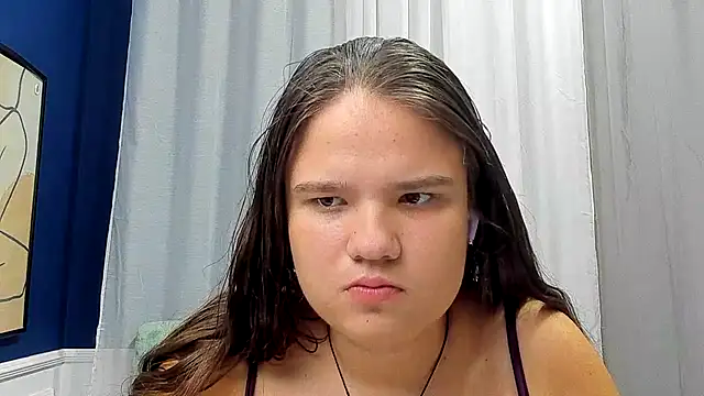 AdeleCruz online show from July 26, 11:50 am