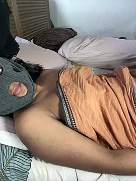 ArathyNambyarMallu online show from March 6, 12:30 pm