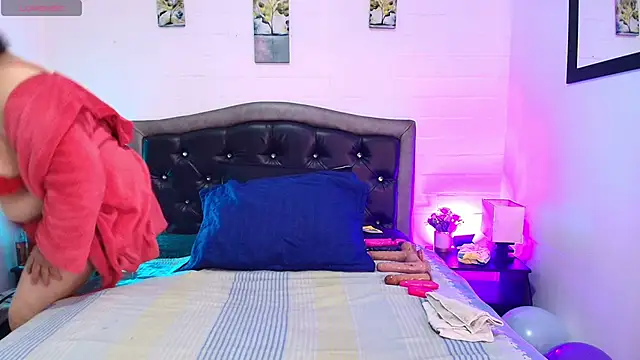 VickyBoobss online show from April 13, 7:08 pm