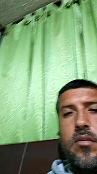 Snapshot of ElHades086 chatting on January 16, 9:59 am ElHades086 online show from January 16, 9:59 am