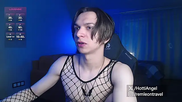 Snapshot of leon_yuugen chatting on April 22, 4:41 pm leon yuugen online show from April 22, 4:41 pm