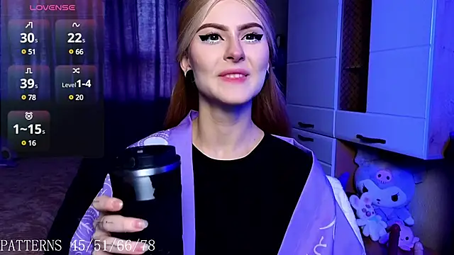 Emily  Mooree online show from March 22, 5:28 am