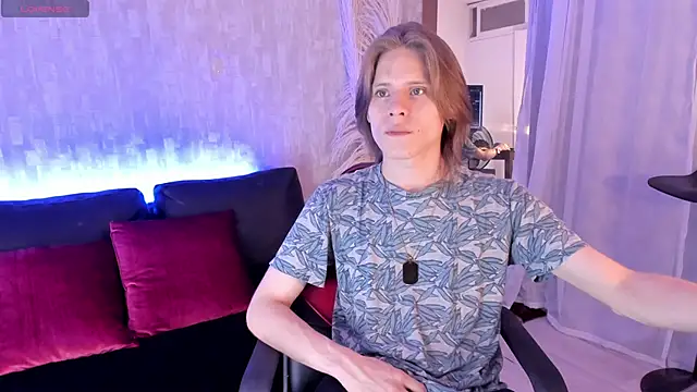 Snapshot of blondie_lover69 chatting on February 3, 8:03 pm blondie lover69 online show from February 3, 8:03 pm