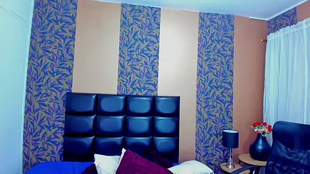 Snapshot of blondie_lover69 chatting on February 9, 1:33 am blondie lover69 online show from February 9, 1:33 am