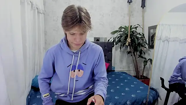 Snapshot of blondie_lover69 chatting on September 27, 8:58 pm blondie lover69 online show from September 27, 8:58 pm