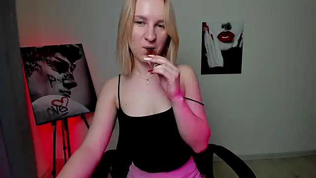 BeautyBlondy online show from January 12, 6:17 am