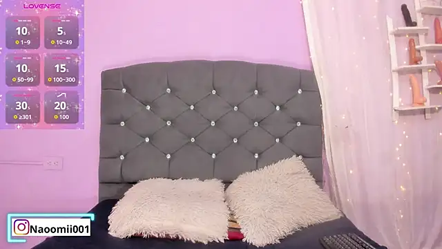 Snapshot of naomii_0 chatting on December 15, 1:04 pm naomii 0 online show from December 15, 1:04 pm