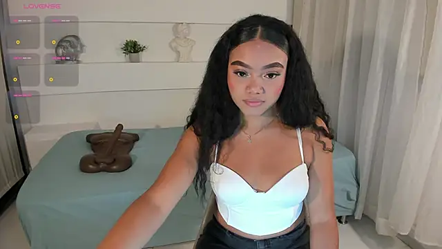 Snapshot of JasmineRose7 chatting on October 11, 1:20 pm JasmineRose7 online show from October 11, 1:20 pm