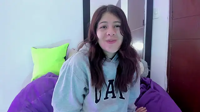 MiaQueen021 online show from September 8, 2:27 pm