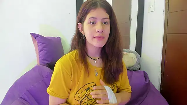 MiaQueen021 online show from September 9, 2:49 pm