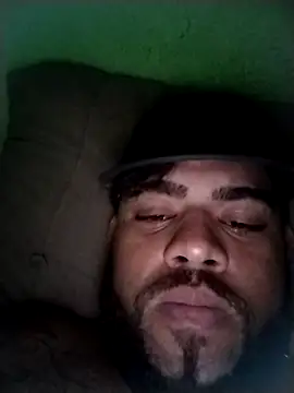 Snapshot of safado0027 chatting on October 15, 3:17 am safado0027 online show from October 15, 3:17 am