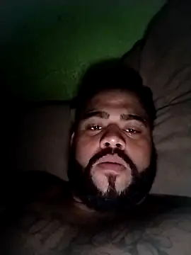 Snapshot of safado0027 chatting on May 1, 5:56 am safado0027 online show from May 1, 5:56 am
