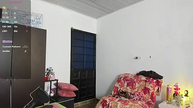 boysLittle online show from February 28, 1:12 pm