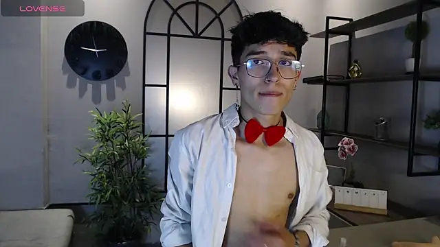 tim  fox online show from February 15, 7:50 pm