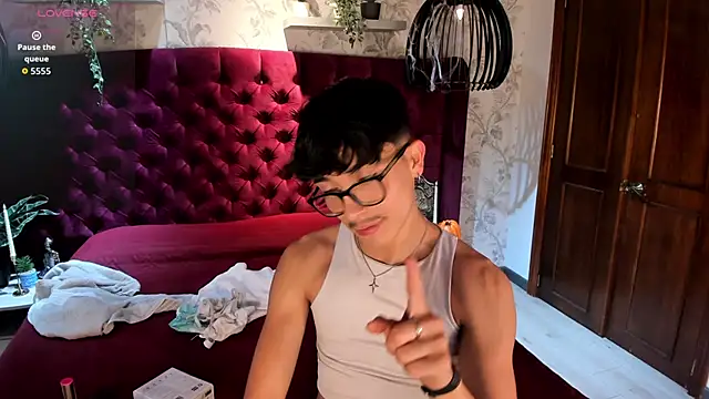 tim  fox online show from November 2, 1:02 pm