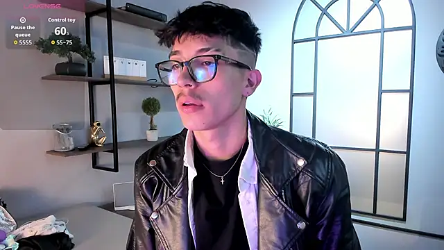 tim  fox online show from February 13, 11:28 am