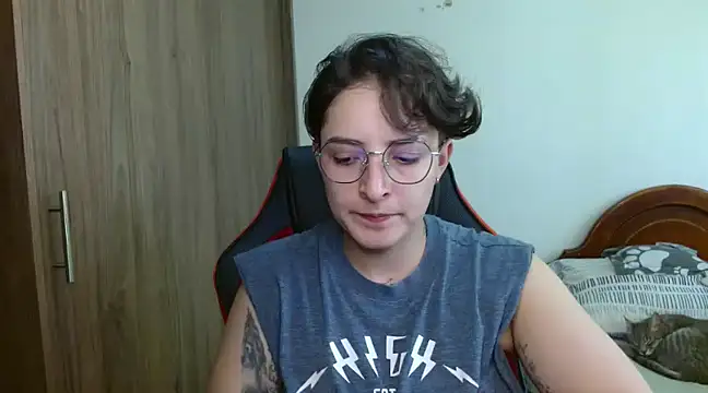 Snapshot of alex_parker07 chatting on January 9, 6:26 pm alex parker07 online show from January 9, 6:26 pm
