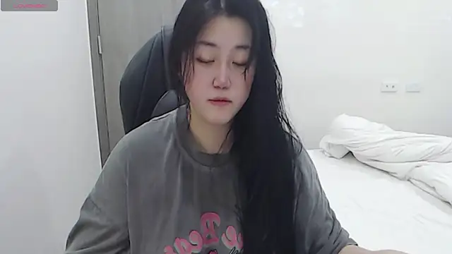 minnie9009 online show from February 28, 1:36 pm