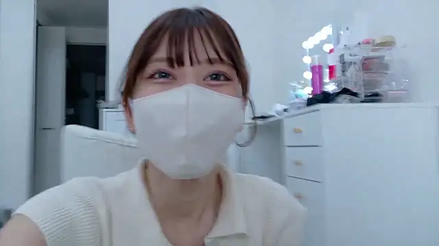 Snapshot of riken_jp chatting on May 12, 1:14 am riken jp online show from May 12, 1:14 am