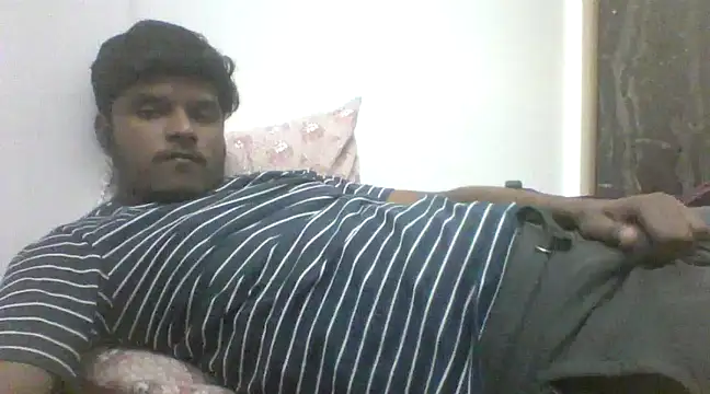 Snapshot of rahul___ver200 chatting on January 11, 6:12 pm rahul ver200 online show from January 11, 6:12 pm