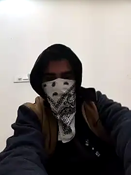 13lusty online show from January 10, 8:40 am