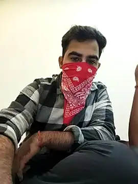 13lusty online show from January 21, 11:35 am