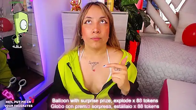 Snapshot of NyxAndria_1 chatting on February 12, 11:09 pm NyxAndria 1 online show from February 12, 11:09 pm