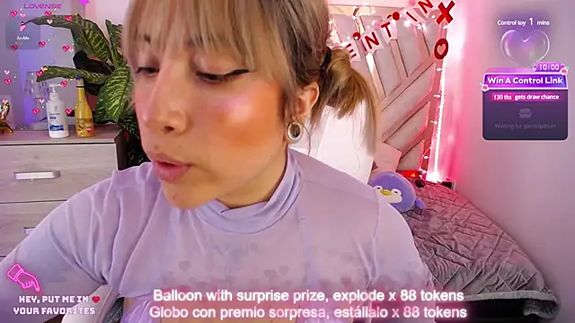 Snapshot of NyxAndria_1 chatting on February 13, 11:47 pm NyxAndria 1 online show from February 13, 11:47 pm