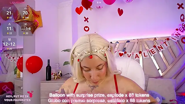 Snapshot of NyxAndria_1 chatting on February 14, 9:21 pm NyxAndria 1 online show from February 14, 9:21 pm