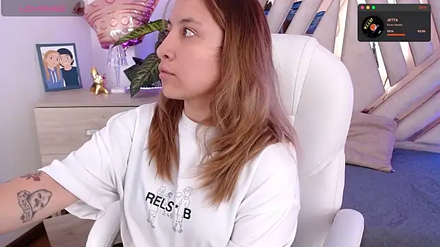 Snapshot of NyxAndria_1 chatting on September 22, 9:17 pm NyxAndria 1 online show from September 22, 9:17 pm