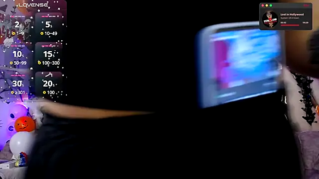 Snapshot of NyxAndria_1 chatting on October 21, 10:10 pm NyxAndria 1 online show from October 21, 10:10 pm