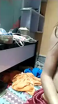 SANA-LEONI online show from February 26, 5:07 pm