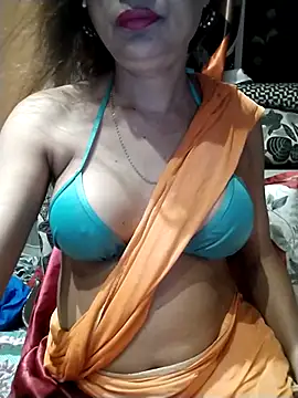 SANA-LEONI online show from February 27, 2:43 pm