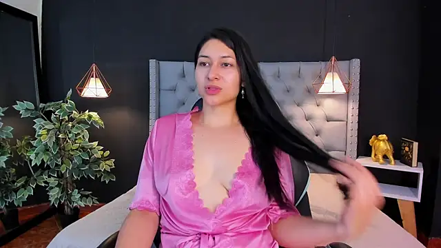 Sara conde online show from February 1, 2:45 pm