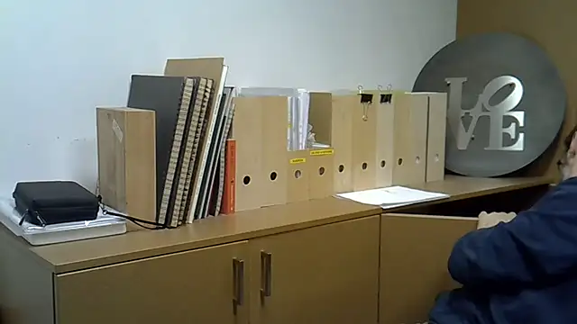 Snapshot of Cellino4 chatting on February 12, 5:16 pm Cellino4 online show from February 12, 5:16 pm