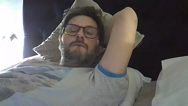 Snapshot of Cellino4 chatting on February 25, 9:02 pm Cellino4 online show from February 25, 9:02 pm