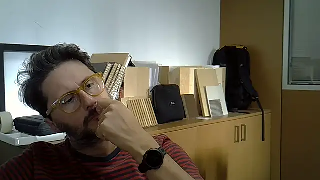 Snapshot of Cellino4 chatting on September 30, 3:39 pm Cellino4 online show from September 30, 3:39 pm