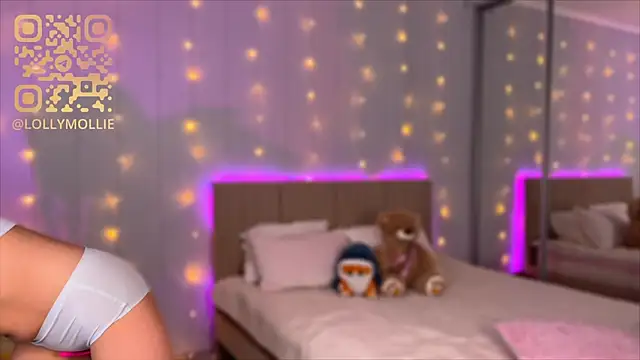 Mercedes Robinson online show from February 23, 4:28 am