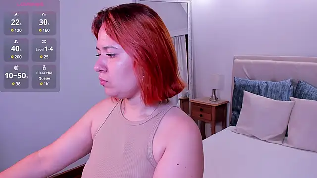 zoes milee online show from February 3, 11:20 am