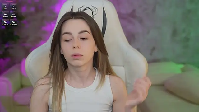 Snapshot of Lika_Secret_ chatting on January 26, 7:41 pm Lika Secret online show from January 26, 7:41 pm