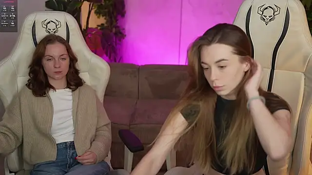 Snapshot of Lika_Secret_ chatting on October 27, 3:27 pm Lika Secret online show from October 27, 3:27 pm