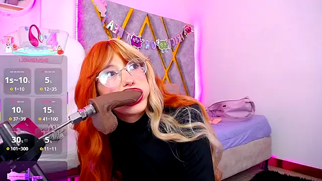 SussanHottye1  online show from December 1, 10:31 am