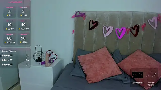 Snapshot of Dahlia_Rousse chatting on February 22, 7:47 pm Dahlia Rousse online show from February 22, 7:47 pm