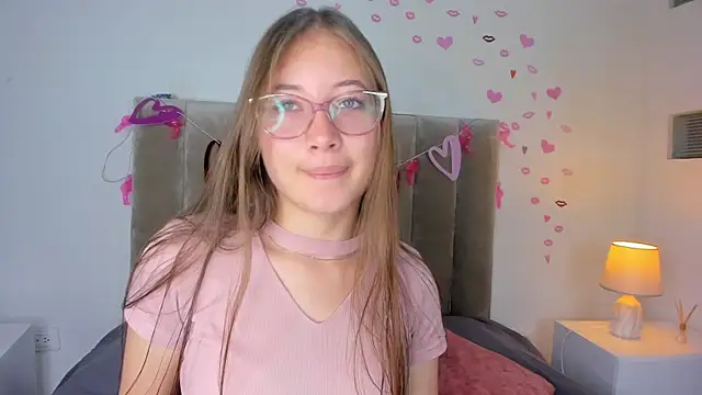 Snapshot of Dahlia_Rousse chatting on March 15, 7:59 pm Dahlia Rousse online show from March 15, 7:59 pm