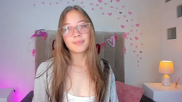 Snapshot of Dahlia_Rousse chatting on March 16, 2:44 pm Dahlia Rousse online show from March 16, 2:44 pm