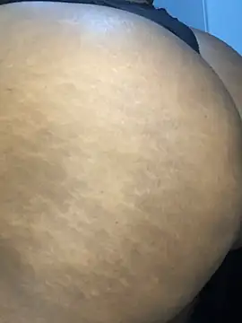 Snapshot of Barbie_Teddy chatting on March 13, 8:43 pm Barbie Teddy online show from March 13, 8:43 pm