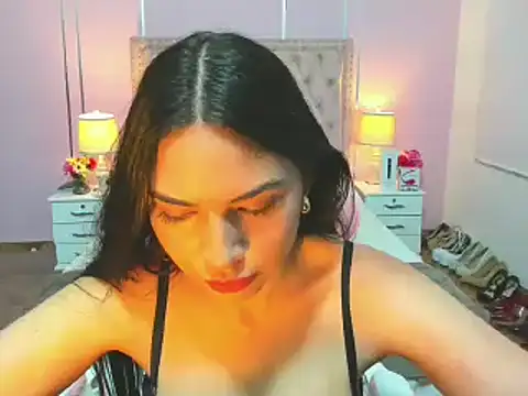 NoaLuxury online show from March 10, 10:55 pm