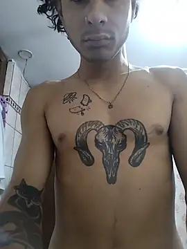 Snapshot of Saweetieyblacksnake chatting on June 17, 1:12 pm Saweetieyblacksnake online show from June 17, 1:12 pm